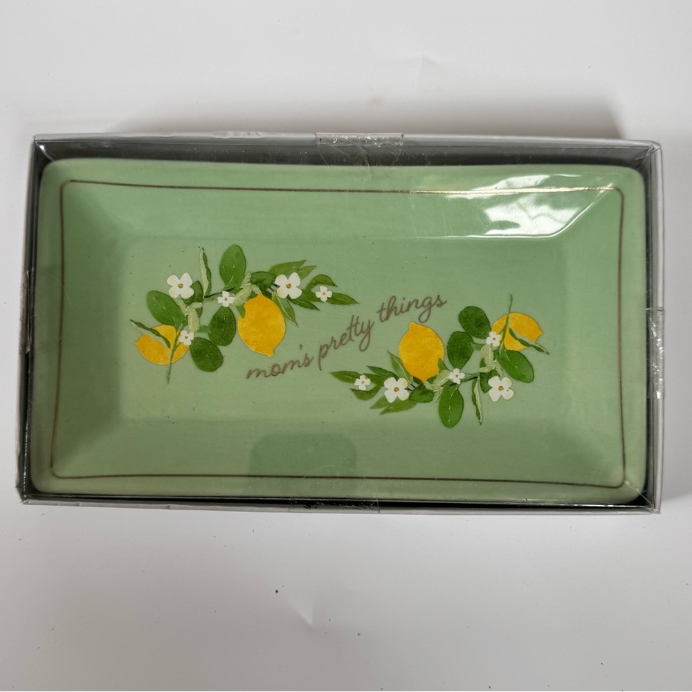 NWT cbe paperie “mom’s pretty things” ceramic trinket dish